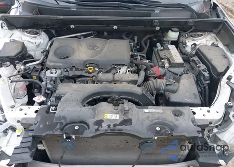 2019 Toyota Rav4 Xle z USA, uszkodzony, nr VIN JTMW1RFV0KD040055